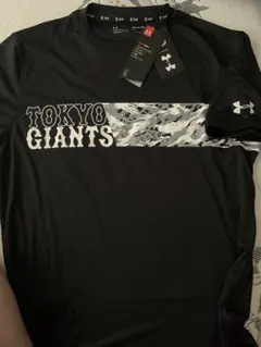 アンダーアーマー × 東京ジャイアンツ Tシャツ