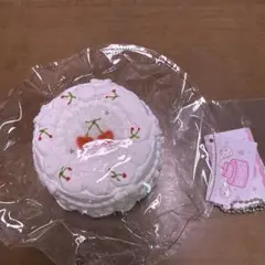 ghost cake ゴーストケーキ　スクイーズ　さくらんぼ　ホールケーキ