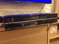 Item thumbnail for item 48300d6e-ee00-4063-ae55-121a004d3aca