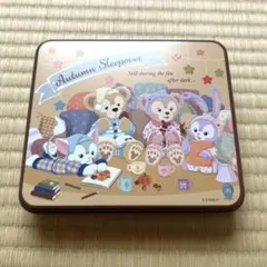 ディズニーシー限定 ダッフィー＆フレンズ　オータムスリープオーバー缶ケース