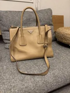 極美品/付属品完備】プラダ 2WAY レザートートバッグ 伊勢丹新宿購入 