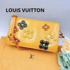 LOUIS VUITTONヴィトン アクセソワール ローズヴェルール ヴェルニ ルイ・ヴィトン ヴェルニ ポシェット・アクセソワール ローズ