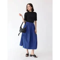 ゆみ様 新品未使用ヤマダヤAga タフタコクーンスカート feepur（フェピュール） スカート タフタコクーンロングスカート
