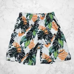 Nike ナイキ DRI-FIT トロピカル柄 ハーフパンツ 160cm 男の子