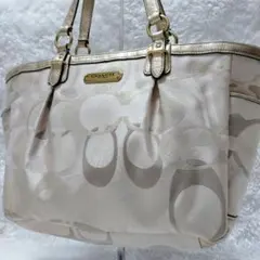 Coach Gallery Optic Signature Tote Bag