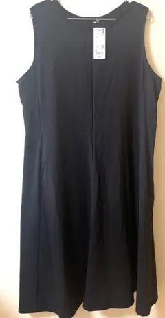 ユニクロ ウルトラストレッチワンピース ブラック 3XL