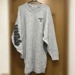 ニットワンピース ロデオクラウンズ ロゴ