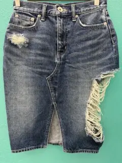 t*＊様 GYDAダメージ加工タイトスカート