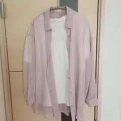 薄いピンクのシースルー長袖シャツ、Tシャツセット