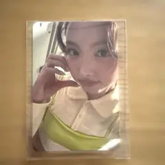 fwee 購入特典　ナヨン　トレカ