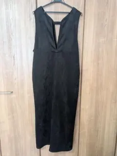 スエード調 ロングジャンパースカート 黒 ジャンスカ Vネック ワンピース