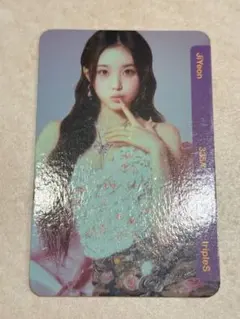 QR使用済 triples ジヨン D304 JiYeon - メルカリ