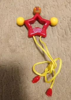 アンパンマン 星形　鈴 赤　楽器　非売品