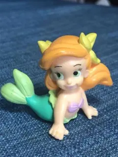 ディズニー　アリエルミニフィギュア