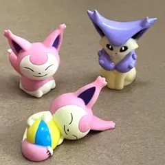 【美品】 ポケモンキッズ 指人形 エネコ 色違い 色ちがい 美品】 ポケモンキッズ 指人形 エネコ 色違い 色ちがい - メルカリ