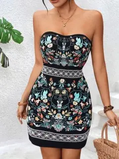 花柄刺繍 ストラップレス ブラックドレス