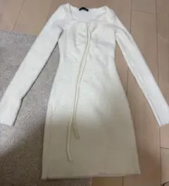 Dazy ホワイト 長袖ニットワンピース