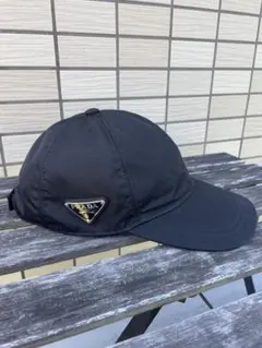 PRADA プラダ ブラック ベースボールキャップ Mのサムネイル