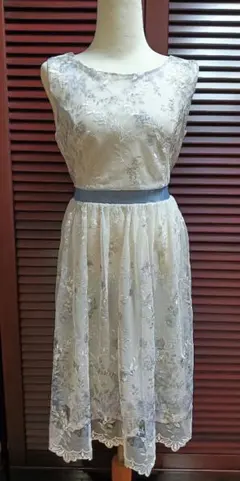 FREE SIZEトッコクローゼット ノースリーブワンピース　レース　刺繍　花柄