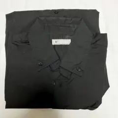 ガスト　制服　アルバイト　シャツ