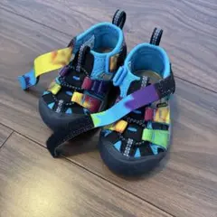 KEEN キッズサンダル ブラック/ブルー/マルチカラー