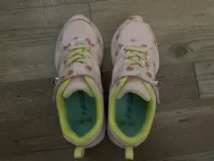 瞬足スニーカー　21.5cm