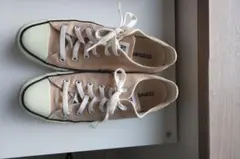 CONVERSE ベージュ ローカットスニーカー