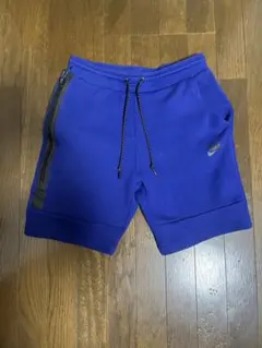 Nike ショートパンツ ジッパーポケット付き