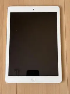Apple iPad Air 第1世代　16GB