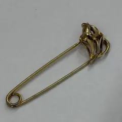 エレガント　花型ブローチ