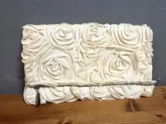 【ROSE BUD】ローズモチーフ クラッチバッグ
