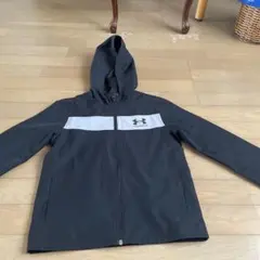 Under Armour フード付きジャケット 黒/グレー