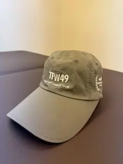 TFW49 グレーキャップ ロゴ刺繍入り
