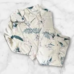 サテン　花柄　パジャマセット　L 薄手　ルームウェア　総柄　ゆったり