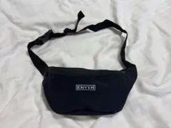 ENVYM ボディバッグ・ウエストポーチ ブラック