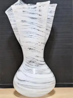 Item thumbnail for item 5628e3ad-9b05-43d1-9c2a-b6c6825f8676