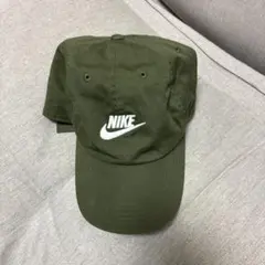 Nike Club Cap M/L オリーブ