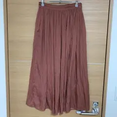 ユニクロ　ロングスカート　テラコッタ