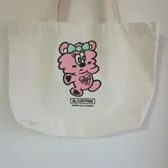 ♥️連休お値段♥️BLACKPINK ピンククマ トートバッグのサムネイル