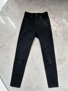GU スキニーデニム　ブラック　ストレッチ