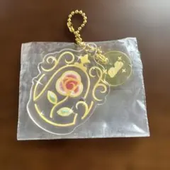 ディズニープリンセス　ベル　アクリルキーホルダー