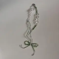 グリーン ホワイト リボン型 ネックレス　ハンドメイド