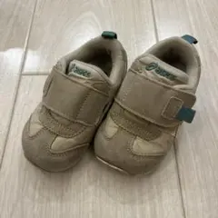 asics SUKU ベージュ スニーカー　13.5cm