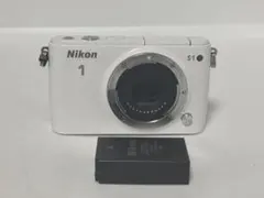 極上品 Nikon 1 S2 ボディ ホワイト 清潔感溢れる外観！ 動作確認済み