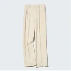 UNIQLO ユニクロ　タックワイドパンツ　ホワイト　クリーム　アイボリー