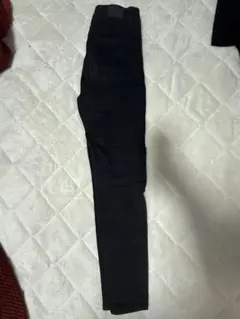 ブラック ダメージ加工 スキニーパンツ　American eagle 値下げ可能
