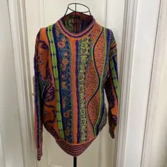 ブリジス°スポーツのカラフルセーター