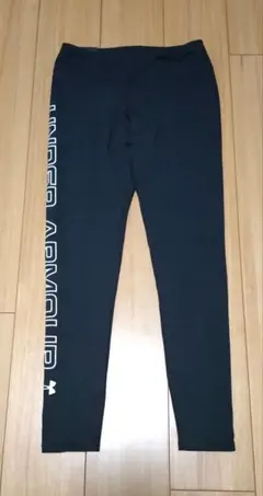 新品タグ付き UNDER ARMOUR スパッツ レギンス ブラックのサムネイル