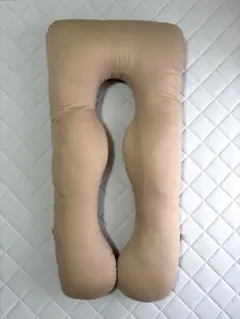 【美品・補充綿付き】HUGMOTTI（ハグモッチ）抱き枕