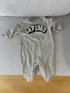 GAP グレー ロンパース 1969 70cm